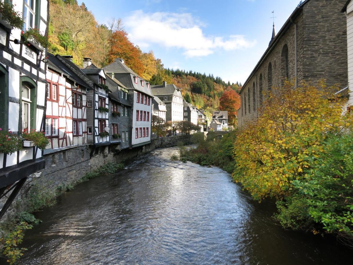 Historisches Haus Im Herzen Von Monschau Zewnętrze zdjęcie